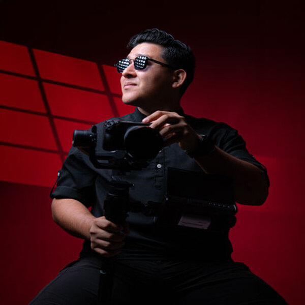 Emanuel Jiménez, profesional detrás de EMTHA Productions
